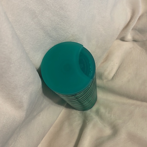 Starbucks Iridescent Green Spiral Textured Tumbler Christmas 2022 16oz - Picture 2 of 5